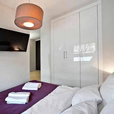 P&o Gieldowa Serviced * Warsaw