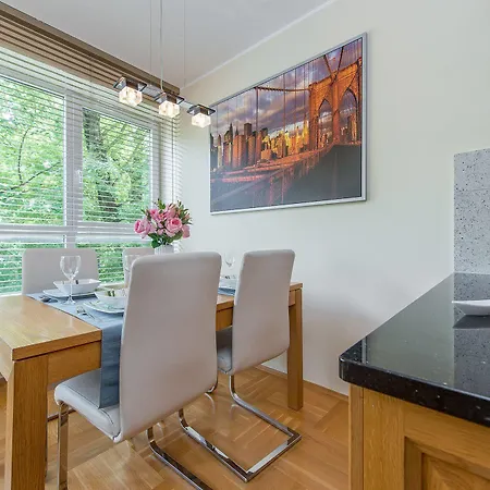 P&o Gieldowa Serviced Apartment *