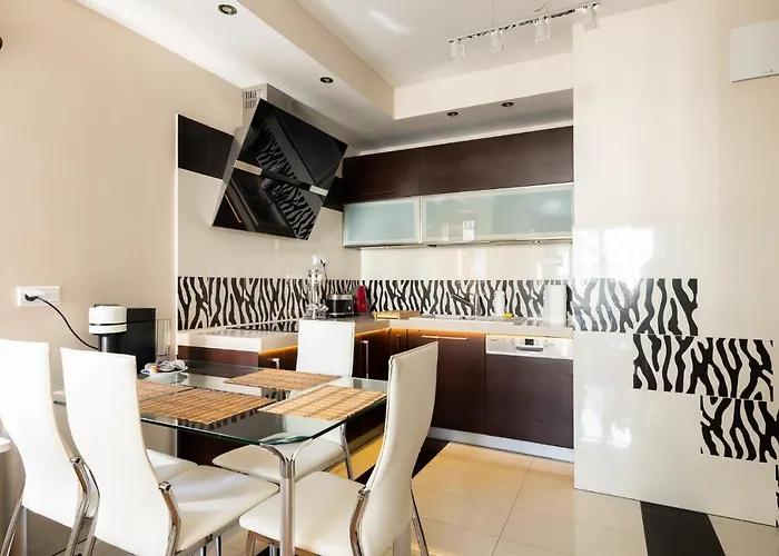 P&o Gieldowa Serviced Lejlighed Warszawa