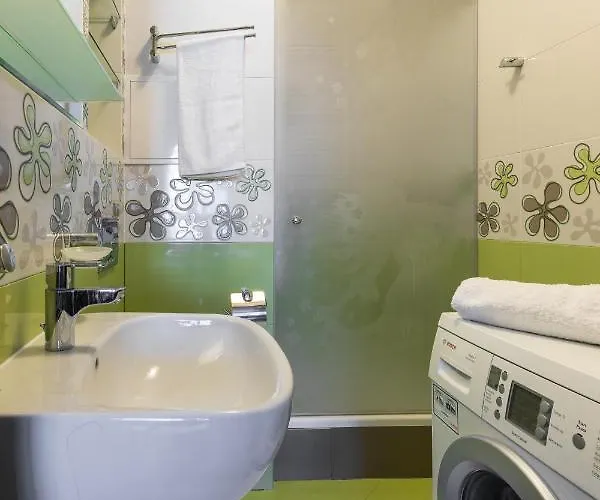 P&o Gieldowa Serviced Lejlighed Warszawa