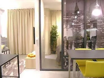 P&o Gieldowa Serviced * Warszawa