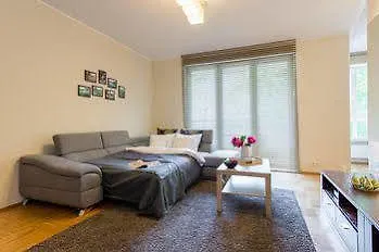 P&o Gieldowa Serviced Lejlighed Warszawa