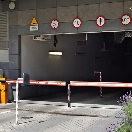 דירה P&o Gieldowa Serviced ורשה